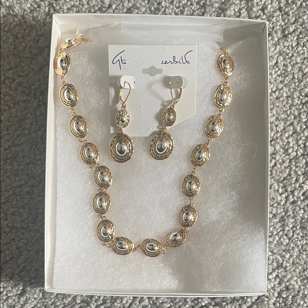Gloria Vanderbilt Gold and Silver Oval Necklace with Matching Drop Earrings- NWT